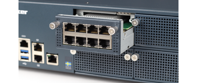 NetShield 9000 Series Expansion Module Installation (Slot 1)